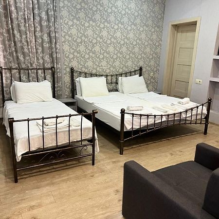 Metekhi Corner Apartments Tbilisi ภายนอก รูปภาพ