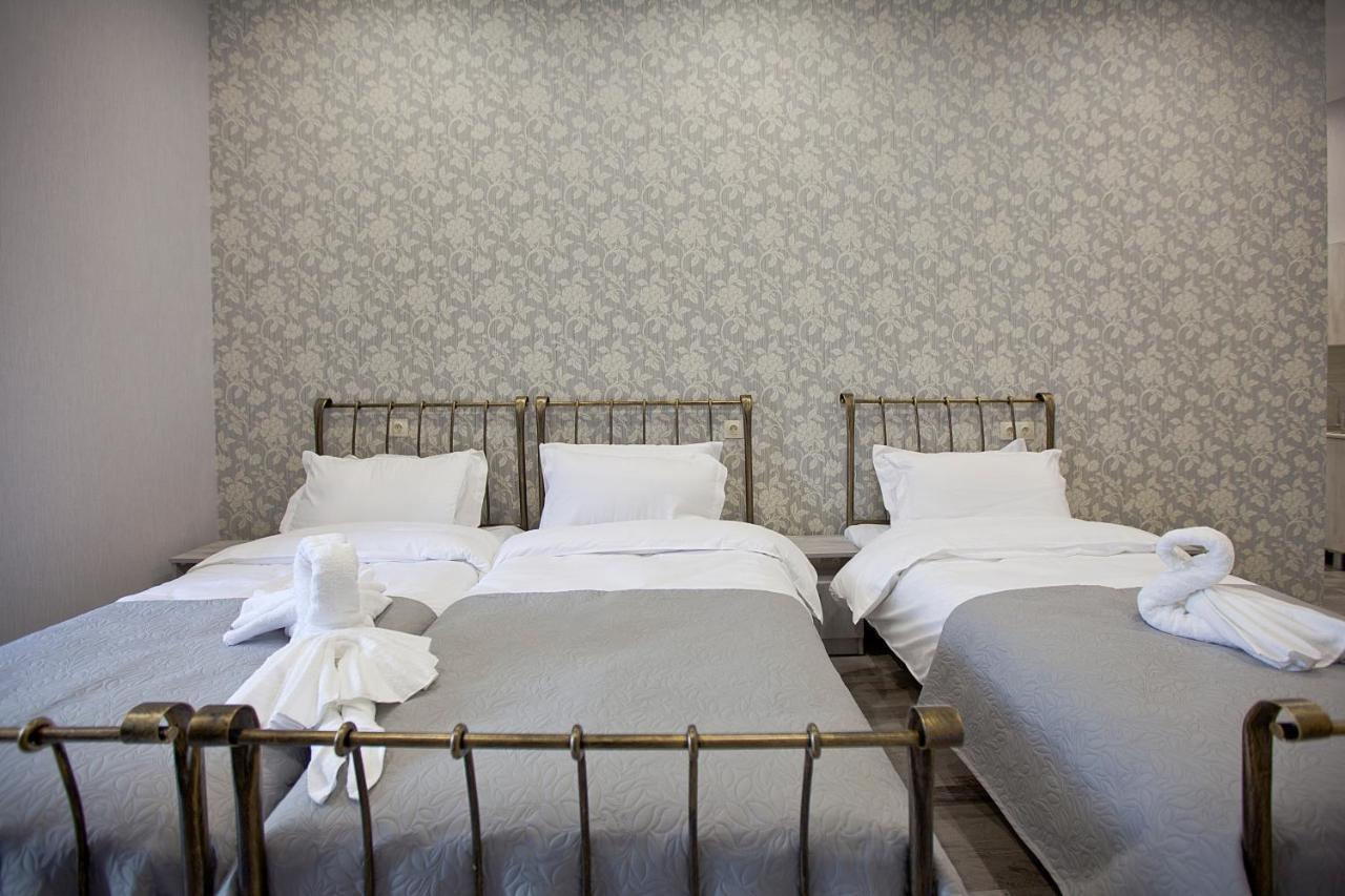 Metekhi Corner Apartments Tbilisi ภายนอก รูปภาพ