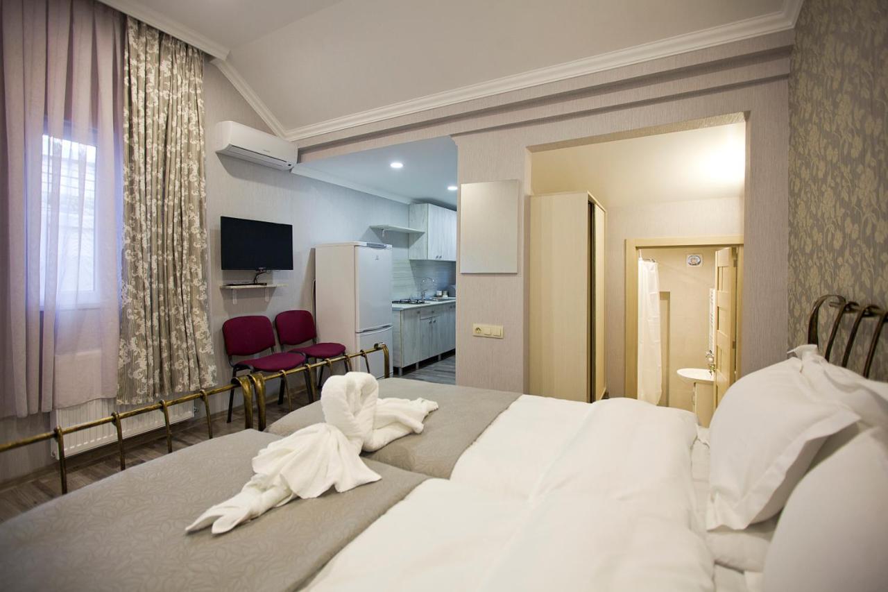 Metekhi Corner Apartments Tbilisi ภายนอก รูปภาพ